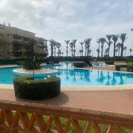 Romana شقة